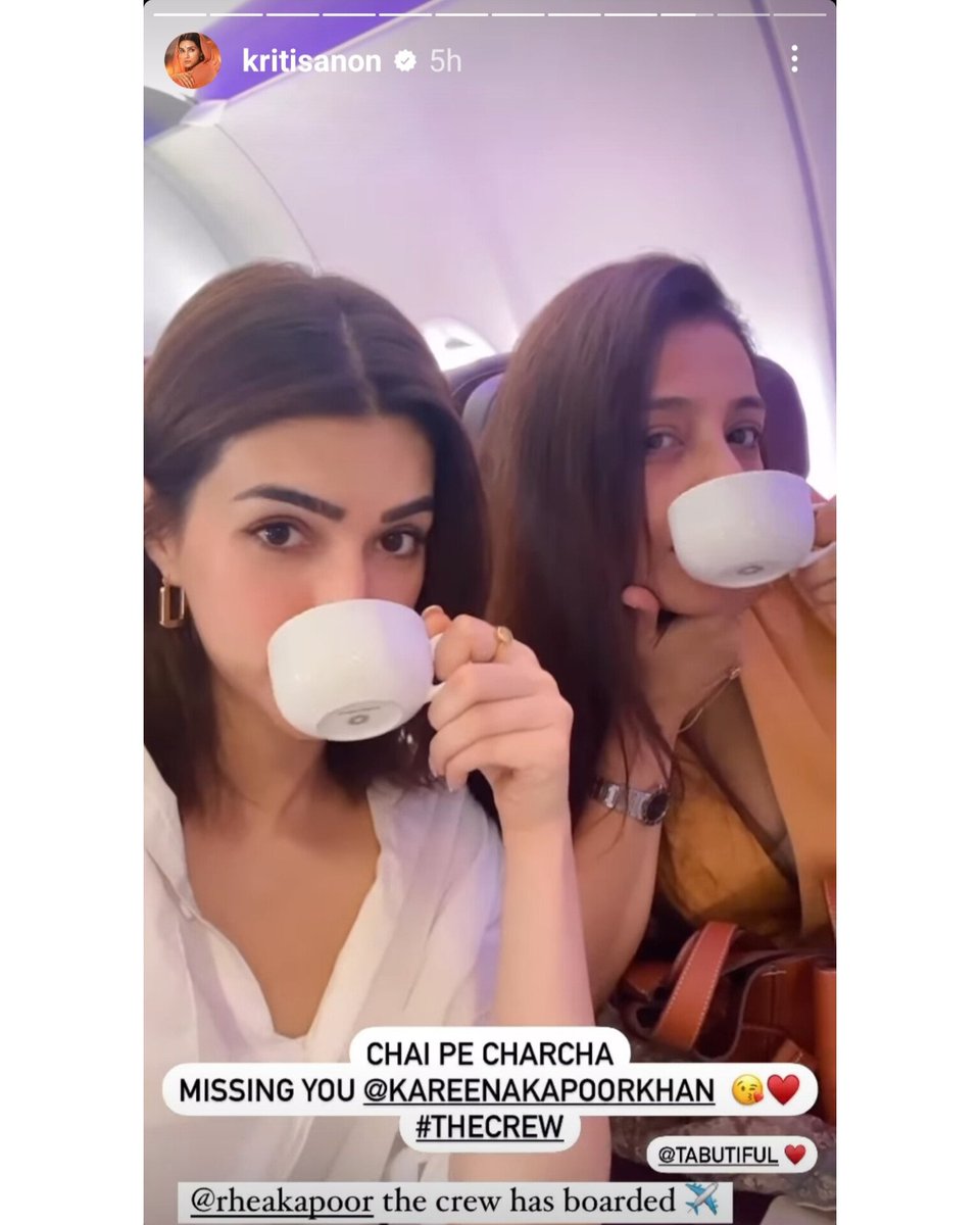 #TheCrew stars #Tabu and #KritiSanon miss co-star #KareenaKapoorKhan as they have 'chai pe charcha' in a plane.✈️