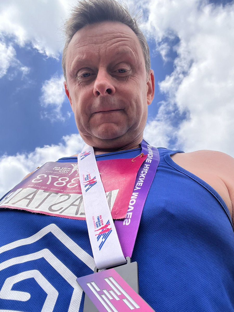 AlastairHackney's tweet image. #HackneyHalf done! 1:51:04