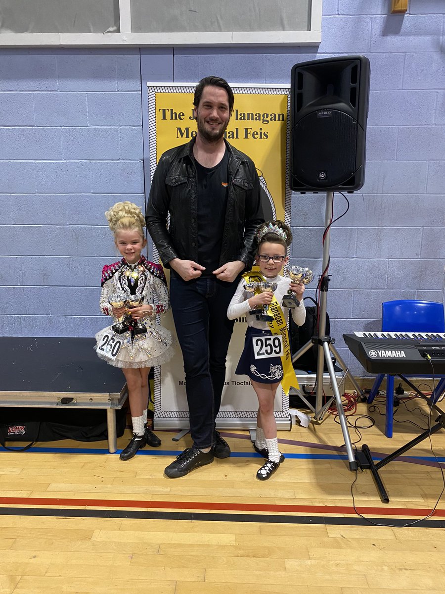 Lanky_Boi_Ray's tweet photo. Wow!! Early morning get up to visit Oxford for an Irish Dance Competition. Both of my girls cleared up! 6 first place trophies between them! 

Very proud of them :) 

#irishdancing #clrg https://t.co/sYhOwEQc9E