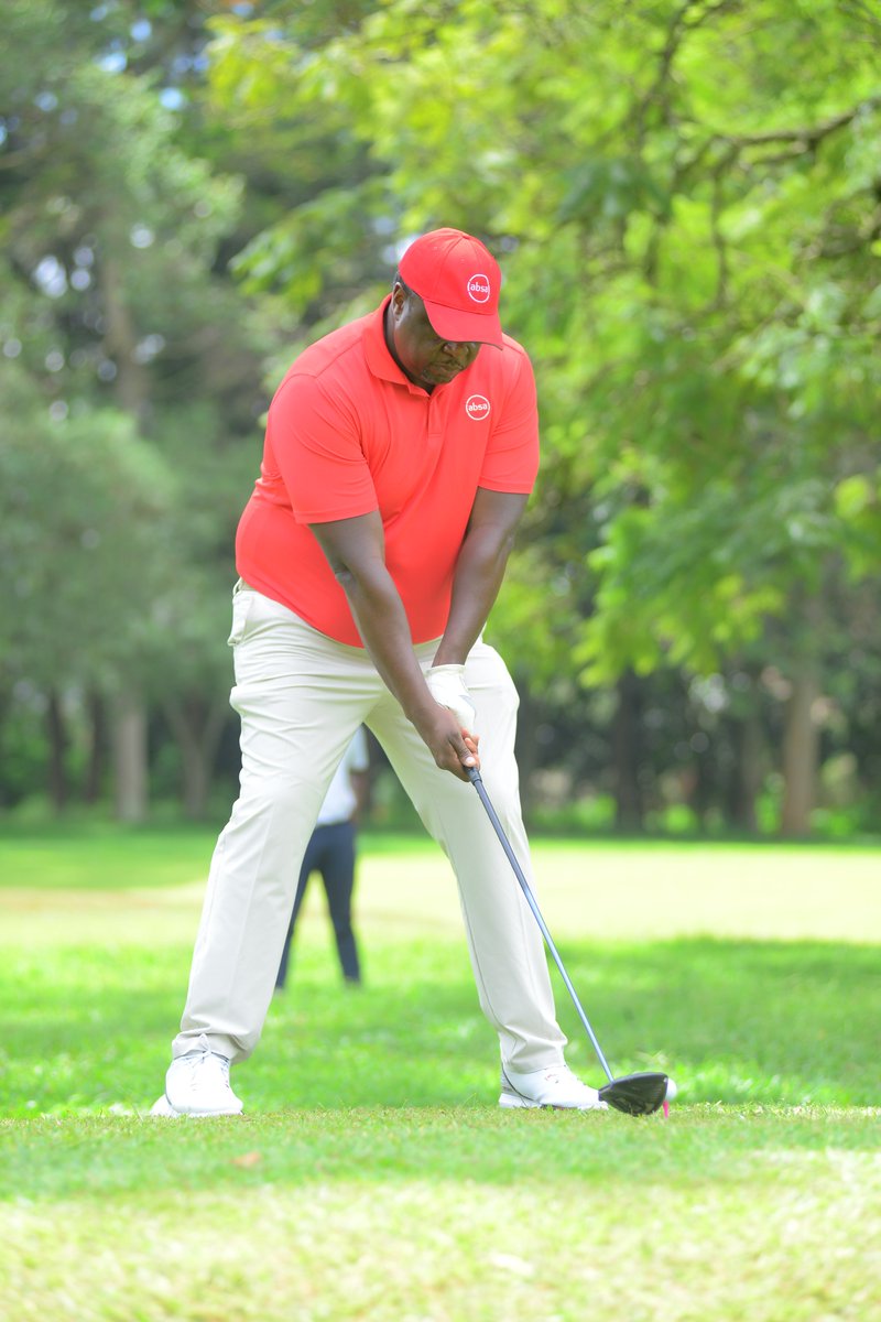 MumbaKalifungwa's tweet photo. As for my day on the course, I had an awesome round with @wamala_emmanuel, @RobinsonMwenda and Paddy Muramirah. The laughs and experience were very stress-relieving. Despite my high scores on the day, it was an amazing outing with some distinguished gentlemen. #WellOut, gents. https://t.co/x5g1SSzbGZ