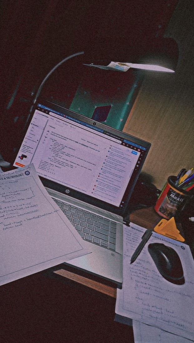 AshishGTAM's tweet photo. SEM exams are creeping closer, but my motivation to study is nowhere to be found! 😩📚 Time to battle the procrastination monster and get into study mode.
Have to close stackOverflow🎓Leetcode and all for coming 15 days⌚

#sem #ProcrastinationVsExams #StudyModeActivate 
#exams https://t.co/JIY8Q0dxdQ