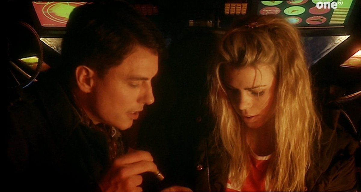 Xandra732's tweet photo. #JohnBarrowman #doctorwho #theemptychild ❤️ #WeStandWithJohnBarrowman https://t.co/eEaqKtEtC6