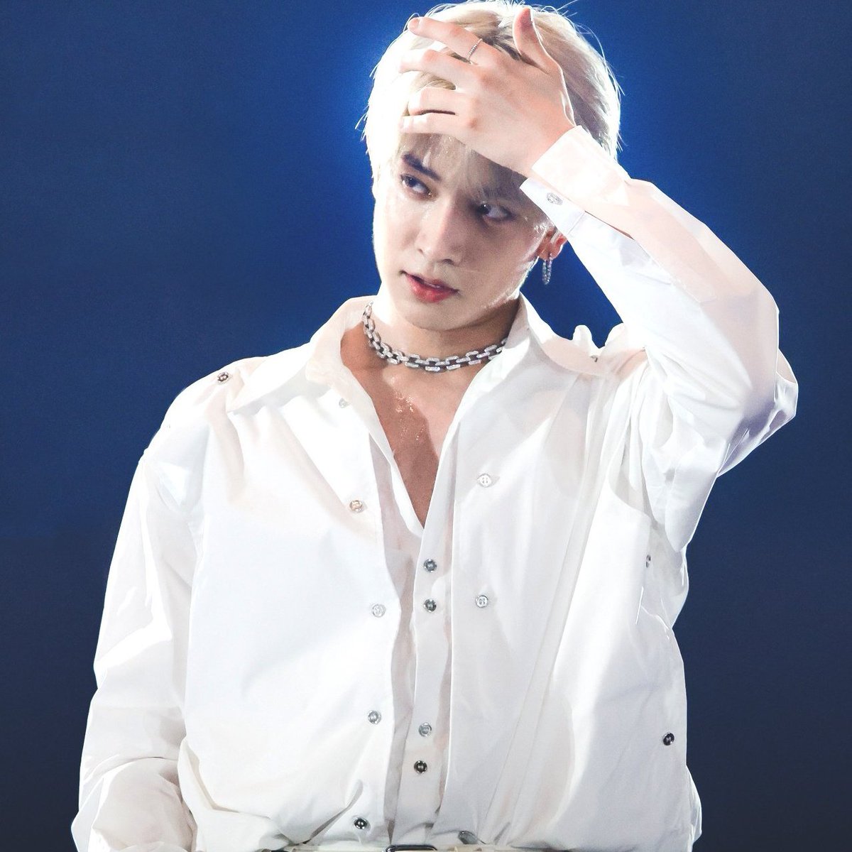 masterpiecehee's tweet image. me when i see this heeseung: