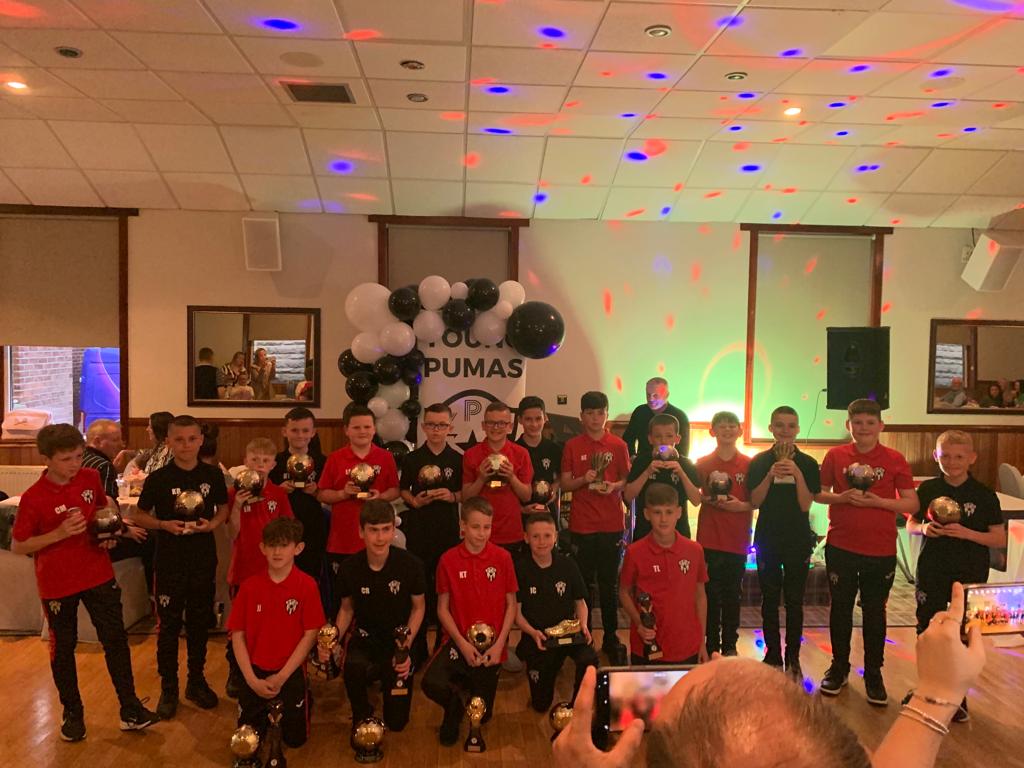 MissxxDee's tweet photo. @GreenhillPS @MissCassells1 @SportGreenhill  what an amazing night for C at his football presentation, After a full season unbeaten, last night to top it off, C won the player of the year which was chosen by the refs after each game &amp; was voted parents player of the year 🏆⭐️🖤 https://t.co/HNkchMQyTU