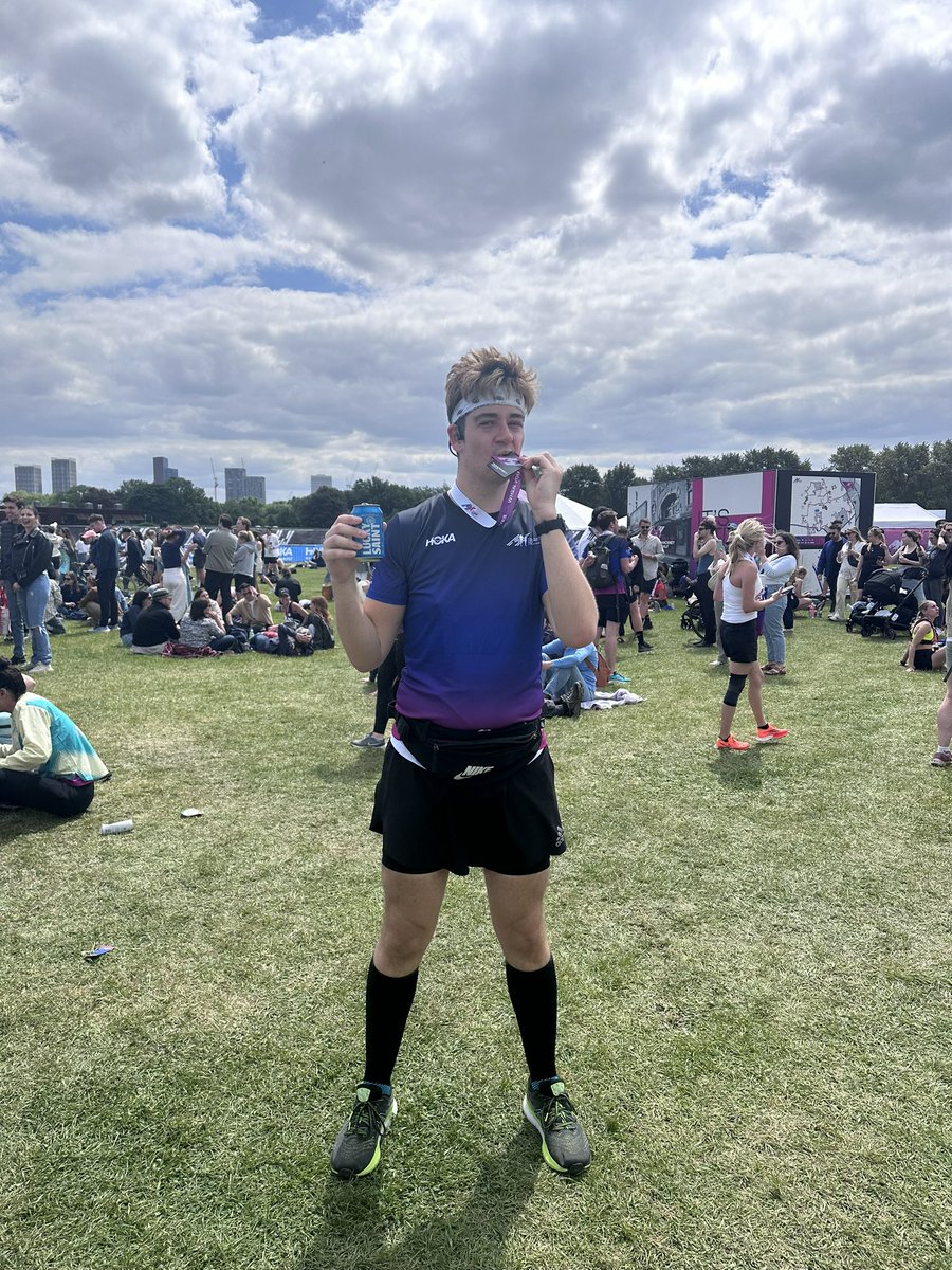 Russell 🏳️‍🌈 tweet media