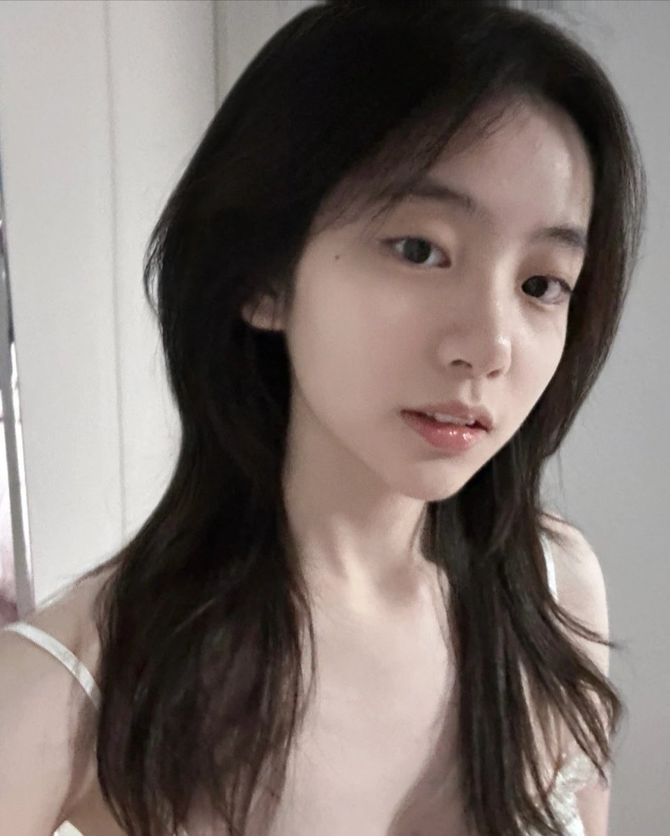 caX2ueVGSHwWrlu's tweet photo. 好久没谈恋爱了，可以来个哥哥或者大叔和我谈个恋爱吗，
＃惠州 https://t.co/03HU3edGMu