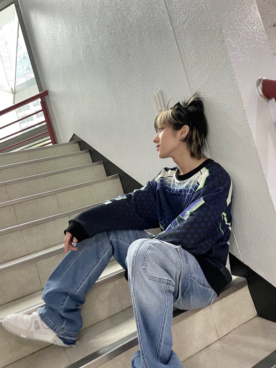 ATBO_members's tweet photo. [#오준석] 
보트~ 뭘 좋아할지 몰라서 다 가져왔어~~👍👍

#ATBO #에이티비오
#OhJunseok https://t.co/hrUKWpRoc6