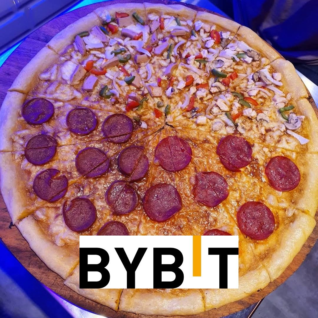 JaggerVvV's tweet photo. Happy pizza day)))
@Bybit_official
#BybitBTCPizzaDay https://t.co/CMX8zExNzF