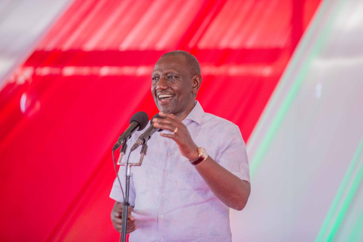 WilliamsRuto's tweet photo. Look to the LORD and his strength; seek his face always. — 1 Chronicles 16:11 https://t.co/QMpLdxzUIG