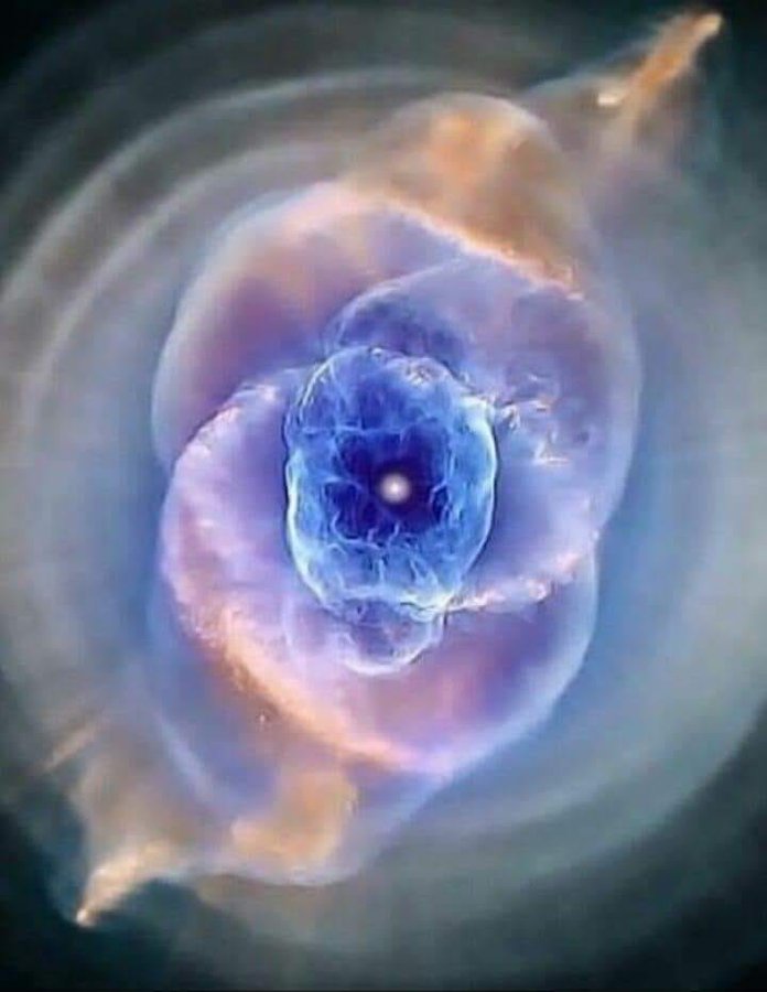 Cat's Eye Nebula, NGC 6543 - Hubble Telescope (Rudy Pohl) - AstroBin