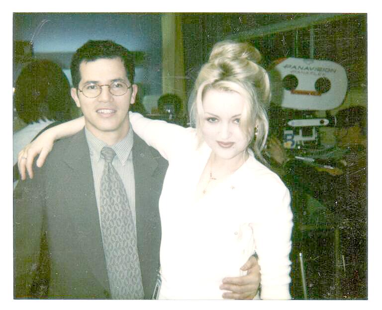 LunaLoungeReact's tweet image. Tuesday Knight as Nurse in "The Fan" (1996) blink and you miss her cameo. She originally had longer scene but it was cut from finished film.
#TuesdayKnight #JohnLeguizamo #WesleySnipes #TheFan1996 #TonyScott