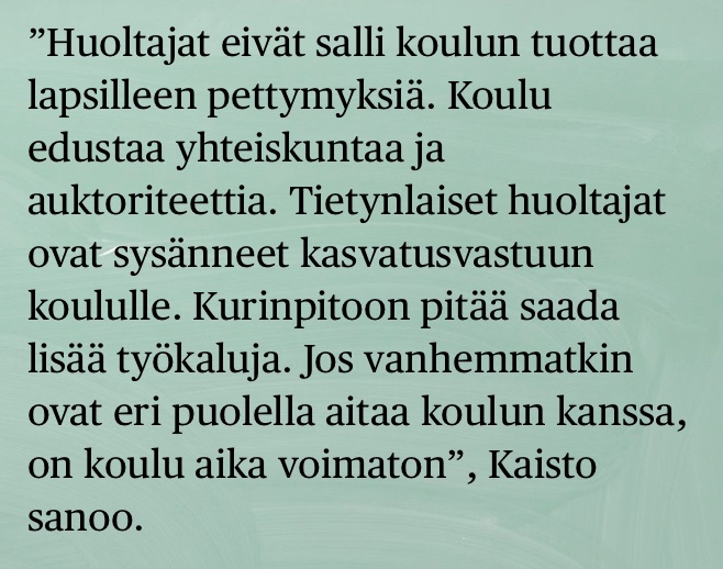 Hesarin #koulu-jutussa oli paljon hyvää, mutta tämä nostona: Liian moni huoltaja näkee #opettaja't vihollisina.

Jos huoltajat hyväksyisivät sen perusoletuksen, että opet ovat ammattilaisia ja tahtovat oppilaidensa parasta, moni asia koulussa ja kotona ehkä helpottuisi.