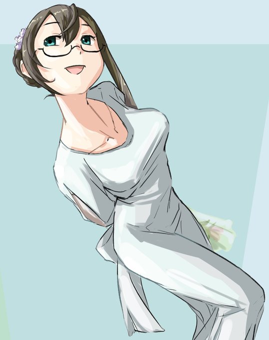 よドレス https://t.co/hrr7MbcuHT