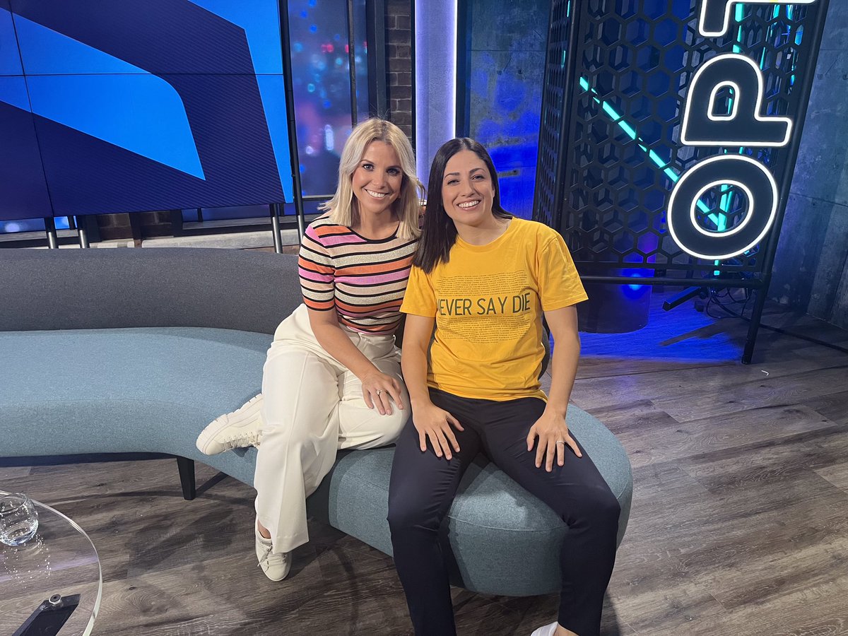 Our most popular t-shirt makes another appearance! 

@cannuli_13 live on @OptusSport right now with @amyinthedugout, covering @ChelseaFCW v. @ArsenalWFC - it’s a huge match. #BarclaysFAWSL