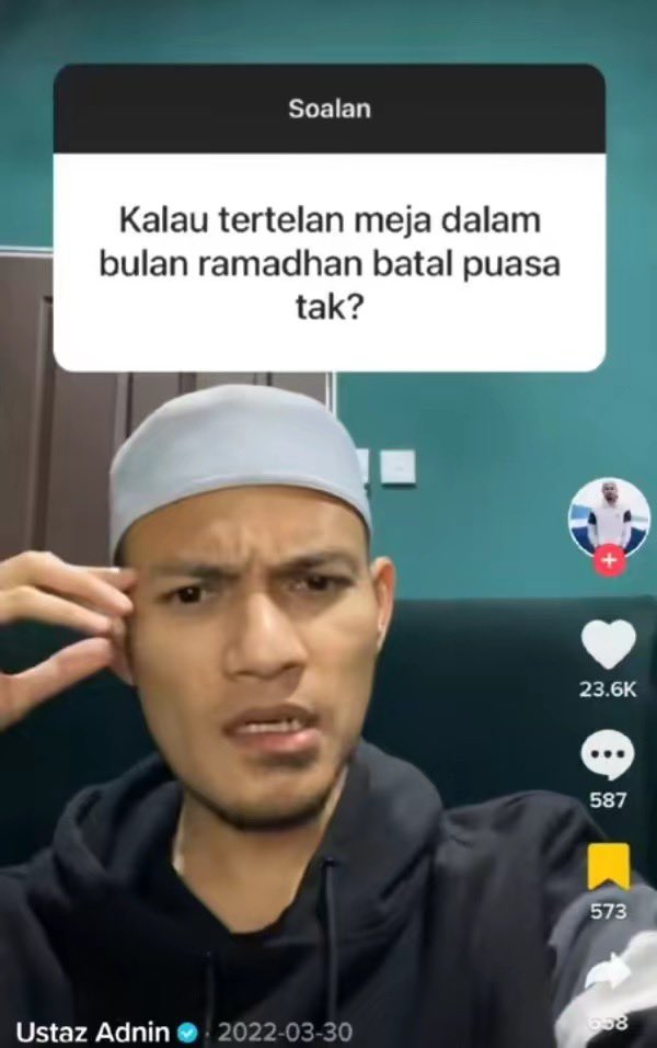 chotz666's tweet photo. Antara ustaz yang dulu serious gila. Now dia more lay back chill je layan soalan2 orang kelakar wei. Ustaz2 yang pandai berdakwah dengan ada some humours ni lagi nampak berkesan tuk menarik minat generasi skg tuk mendengar dr yang serious marah2 punya dakwah https://t.co/0Rl3GbnMo4