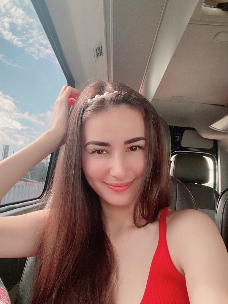 LivVougin's tweet photo. Am I beautiful? https://t.co/47Zi4MXBeD