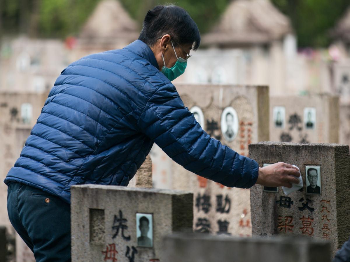 Synchrony tweet media