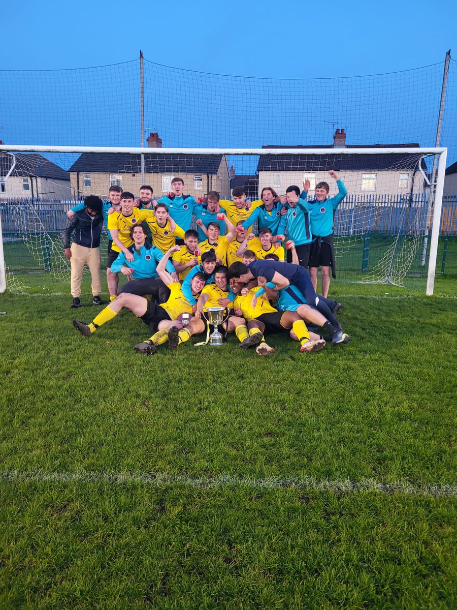RangersWhitby's tweet photo. With our season coming to an end just want to say what a season it’s been. 3 trophies and invincible in the league, could not ask for much more from everyone involved. 

Top set of lads on and off the pitch. 

Farewell to the cockney xavi @CogswellToby 

Roll on division 1 

UTFR https://t.co/RCNL4SZDVO