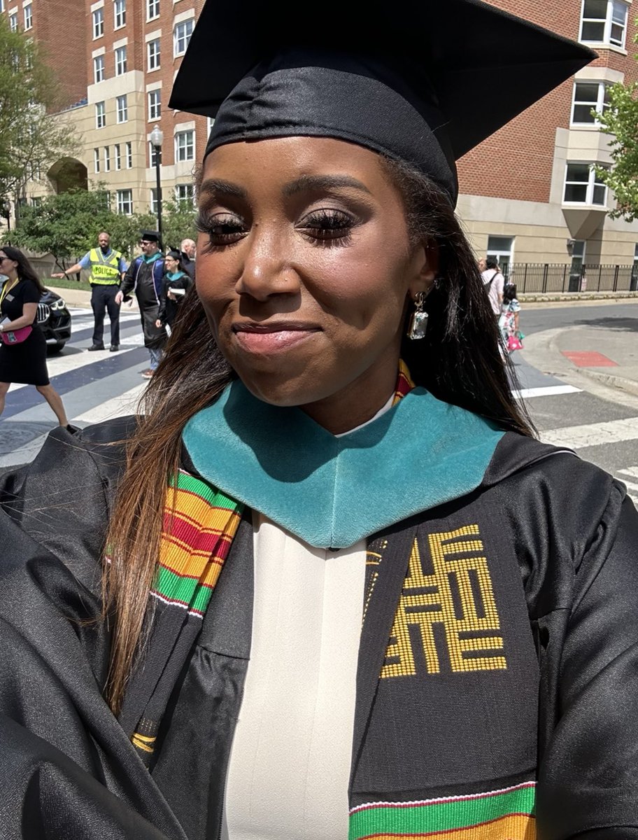 JordanEllyse tweet media