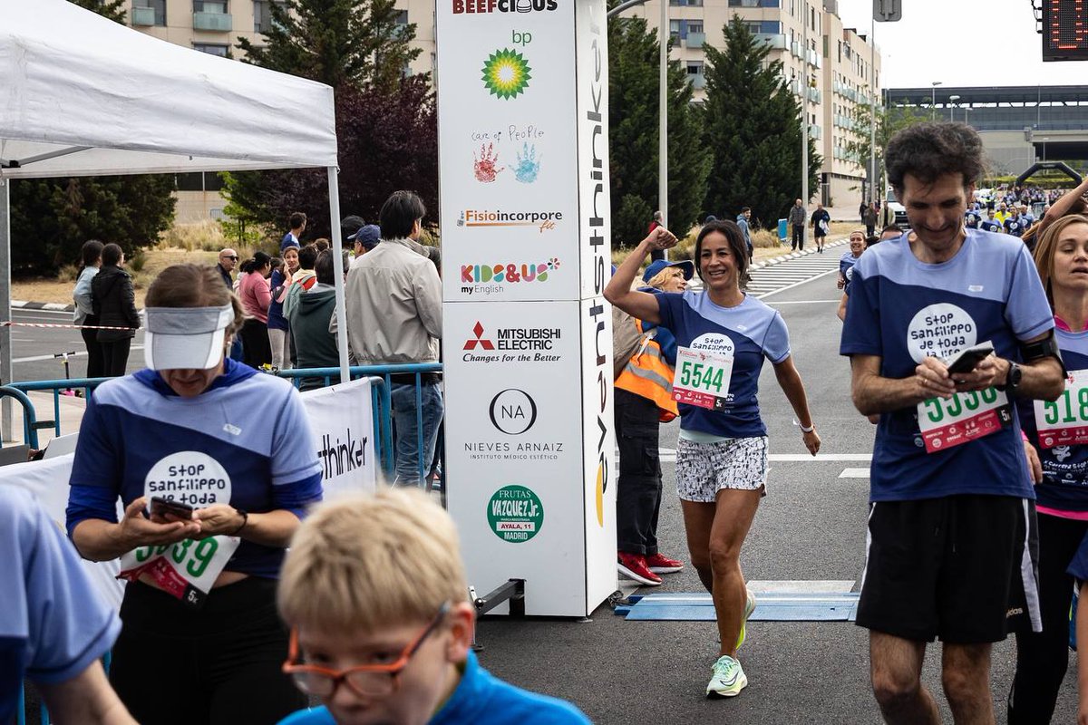 CsMadridCiudad's tweet photo. 🏃‍♂️ Hoy la carrera popular @StopSanfilippo ha llenado las tablas con el objetivo de visibilizar y recaudar fondos para la lucha contra el Síndrome de Sanfilippo 

👉 @begonavillacis ha participado y ha dado el pistoletazo de salida y entregando los premios a los vencedores https://t.co/Nh8DkkecSp