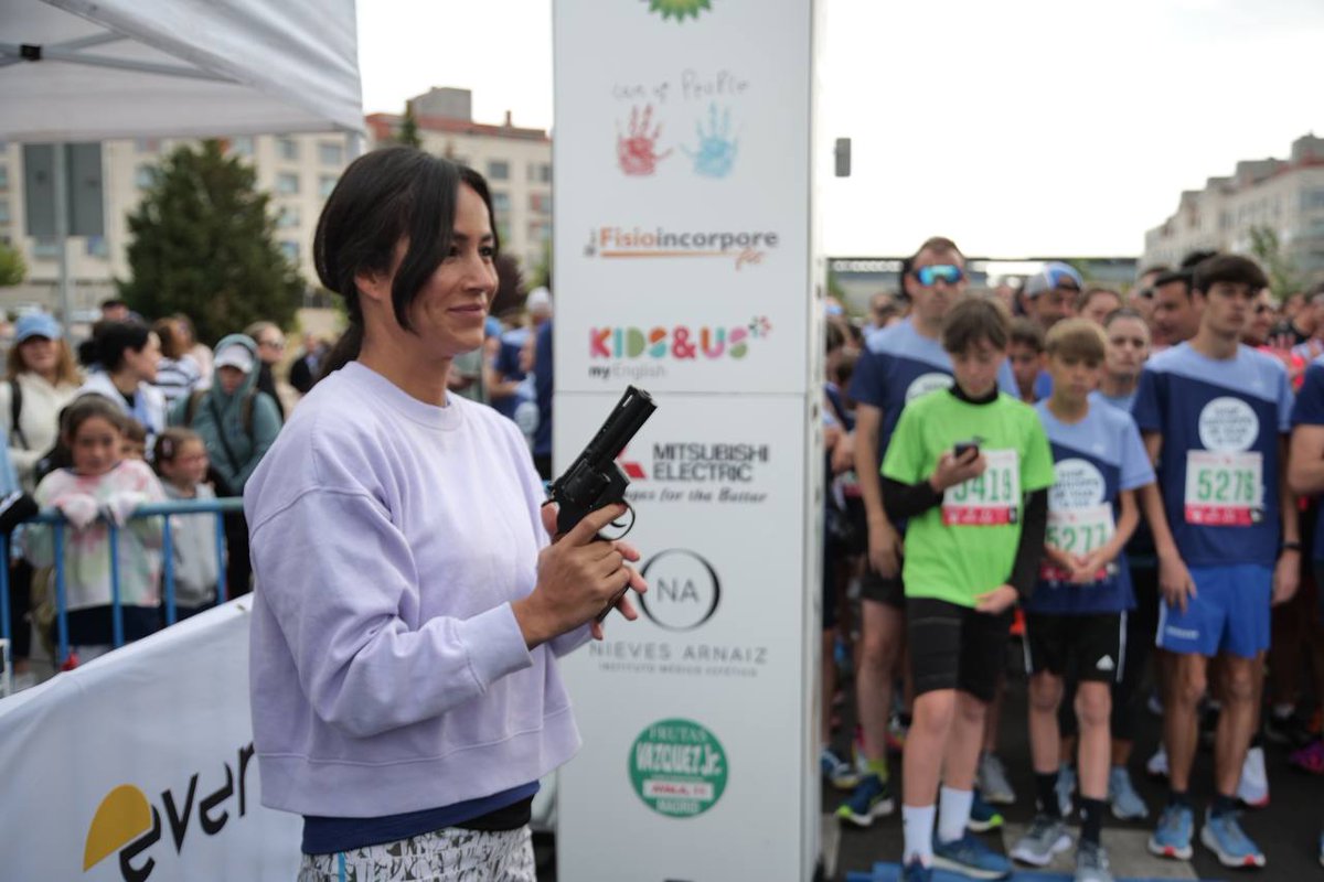CsMadridCiudad's tweet photo. 🏃‍♂️ Hoy la carrera popular @StopSanfilippo ha llenado las tablas con el objetivo de visibilizar y recaudar fondos para la lucha contra el Síndrome de Sanfilippo 

👉 @begonavillacis ha participado y ha dado el pistoletazo de salida y entregando los premios a los vencedores https://t.co/Nh8DkkecSp