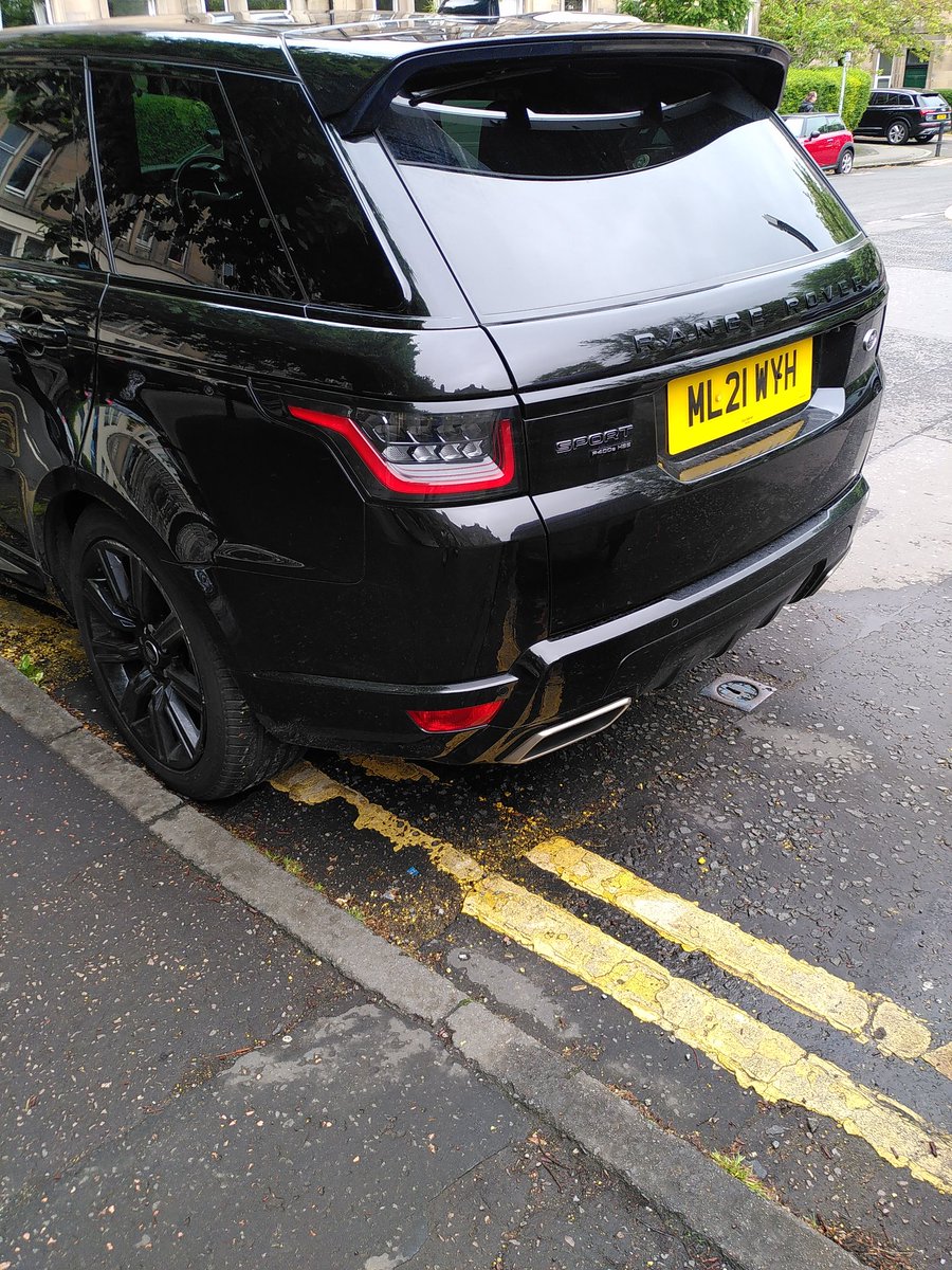 Leiths worst parking tweet media