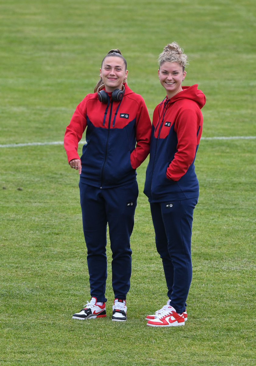 Nos joueuses sont bien arrivées au stade 🏟️