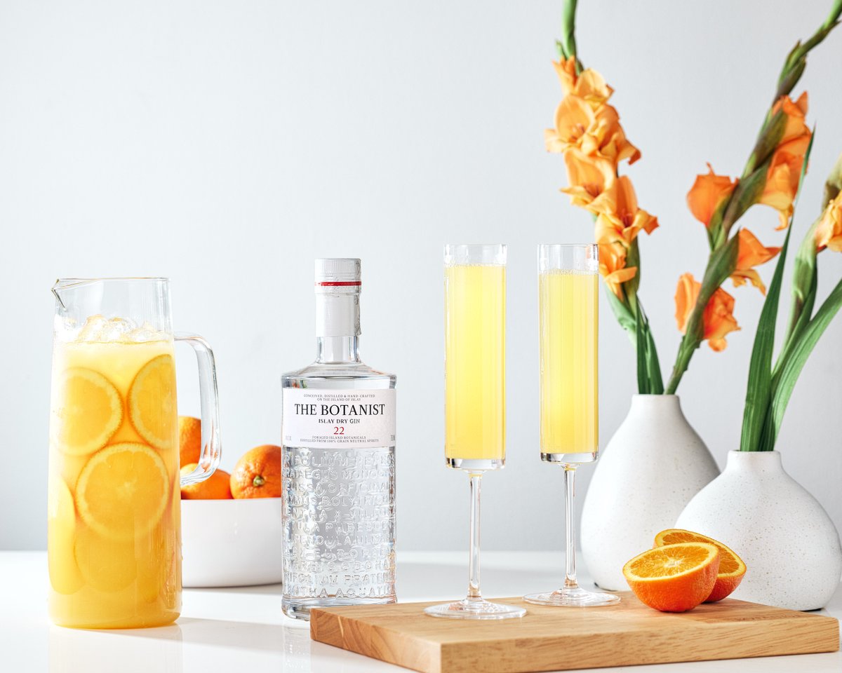 Liven up your Sunday brunch with a Botanist Mimosa - bursting with botanical goodness. Take a chilled flute. Add 25ml / 1.0 oz The Botanist & 25 ml / 1.0 oz Fresh Orange Juice. Top with Champagne. Sip, savour, and have a wonderful Sunday! #TheBotanistGin #ChampagneCocktail