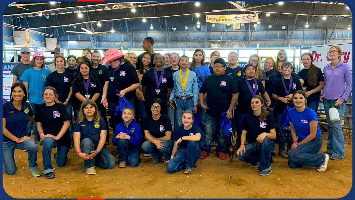 ToysForTots_USA's tweet photo. Our Youth Ambassadors make a difference throughout the year, not just at Christmas - Adleigh proves just that!
 
She promoted the #ToysforTotsLiteracyProgram at the Okeechobee Youth Livestock All Star Show.
Learn more about our year-round Programs from the link in bio today. https://t.co/di3hDDDH64