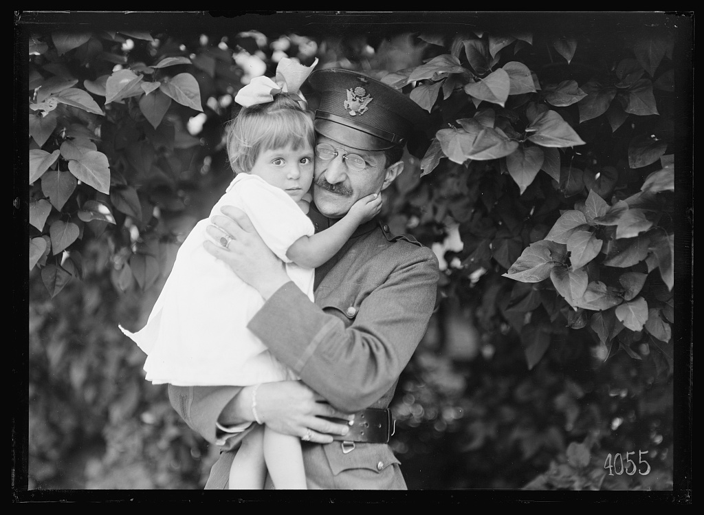 librarycongress's tweet image. 141 years ago today, Clara Barton hosted the first official meeting of the @RedCross at her Washington, D.C., home. 
The Library&apos;s Prints and Photographs Division (go.usa.gov/xuSUK?loclr=tw…) offers a visual record of their accomplishments in providing relief throughout the world.