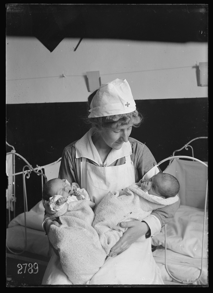 librarycongress's tweet image. 141 years ago today, Clara Barton hosted the first official meeting of the @RedCross at her Washington, D.C., home. 
The Library&apos;s Prints and Photographs Division (go.usa.gov/xuSUK?loclr=tw…) offers a visual record of their accomplishments in providing relief throughout the world.