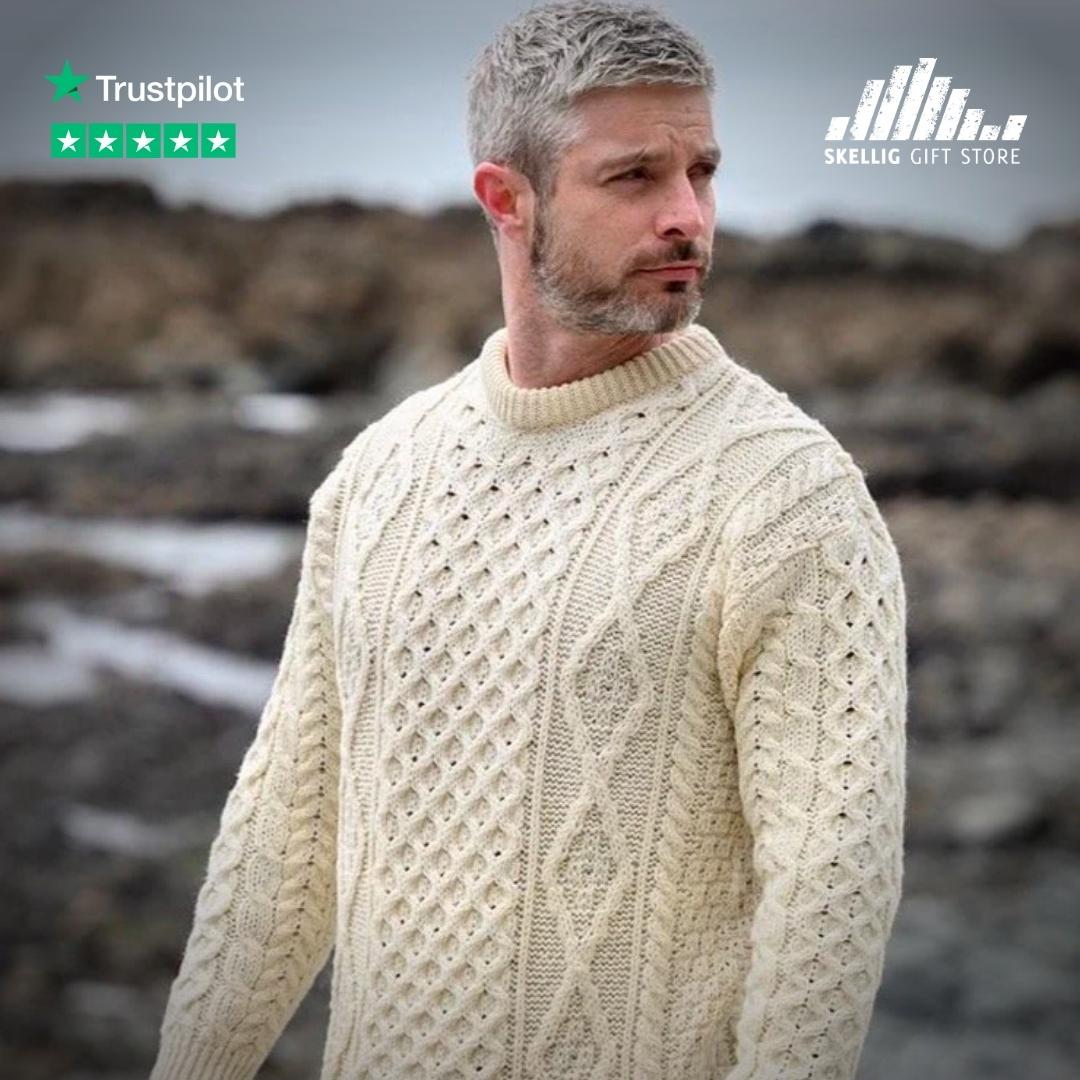 Featuring a range of heritage stitches, this unisex timeless classic is knitted in five gauge heritage worsted wool and makes a great wardrobe staple! Find it here ➡️ pulse.ly/p4dpp3qwc3

#IrishGifts #MensSweaters #AranSweaters