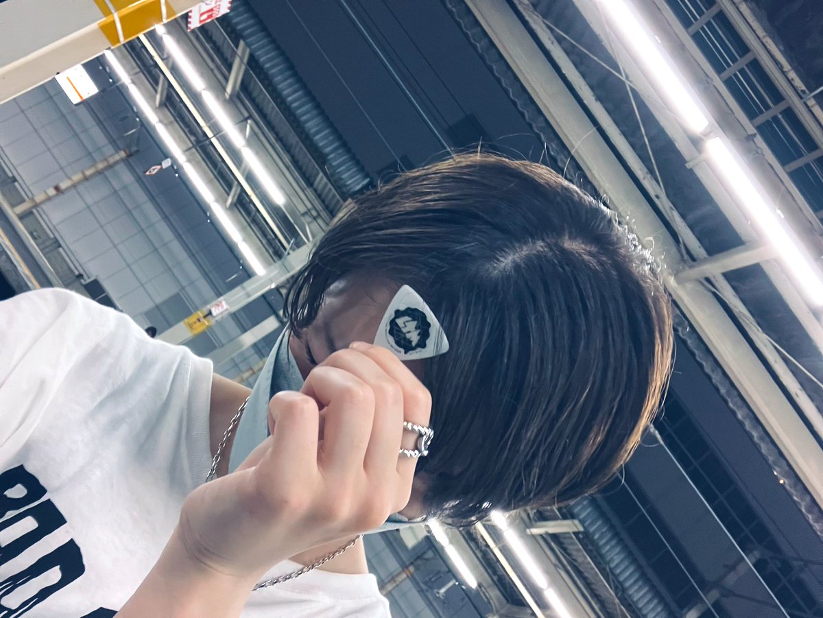 りほりほ tweet media