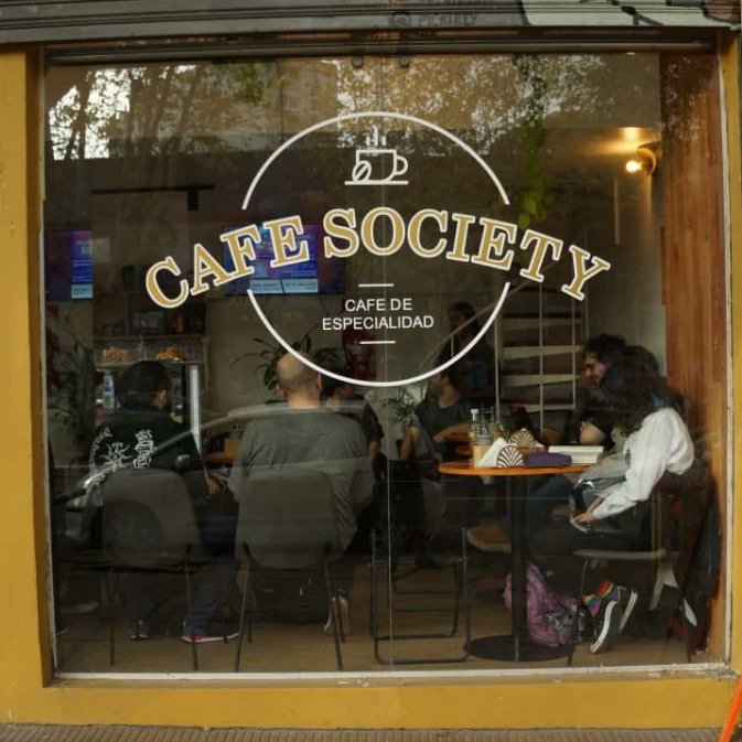 LPGameDevs's tweet photo. Por fin arranca una semana de desarrollo emocionante #LPGameJam !!

Tarde hermosa de primeras ideas, primeros bosquejos en Cafe Society. Muchas gracias por el espacio y el delicioso café de especialidad 🫂

Y a todos nuestros participantes, les deseamos suerte en sus proyectos ✨ https://t.co/Rj2FTWD8qN