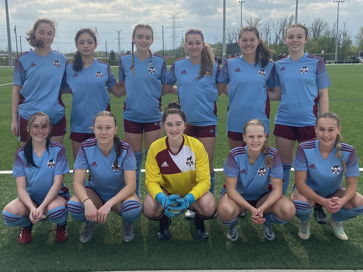 Gillian79407070's tweet photo. NLSA GU18 heading into day 3 at Umbro Showcase today. 1 tie & 1 loss so far. Playing well. Good luck today ladies!! @SoccerNLSA https://t.co/MxwgrDeYzA
