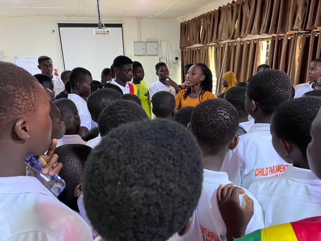SarafinaA1's tweet photo. INAUGURATION OF EAST GONJA CHILD PARLIAMENT●||●
In my community, we have been able to rescue young children from becoming child brides through the parliament platform.
A kind of it was inaugurated on 18th of May in the north east region
#changemakers #worldVisionInternational https://t.co/bWn394pa1c