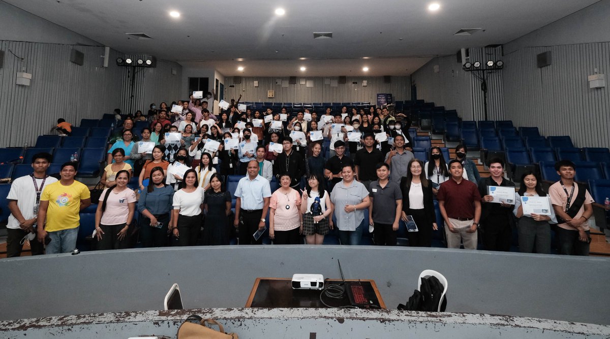 FreiSangil's tweet image. Super proud of these students! Students fr grades 7-11 joined our #Learn2Code program- and after a month, presented their games/software mostly written in #python! Thanks sir JDL, president of #PSIA for joining us! Thanks to our partners, Oro Site HS and SLTCFI!
Congrats coders!
