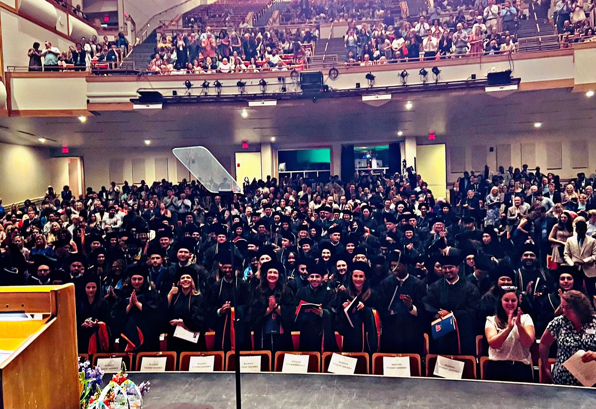 “Everyone in the world should get a standing ovation at least once in their life because we all overcometh the world.” - Auggie 

Thank you, <a href="/UFMedicine/">UF Medicine</a> Class of ‘23 for inviting me—&amp; for this response. (The thumbs up in front is my fave.) 

Always remember the N of 1, okay?🥹🙏🏽