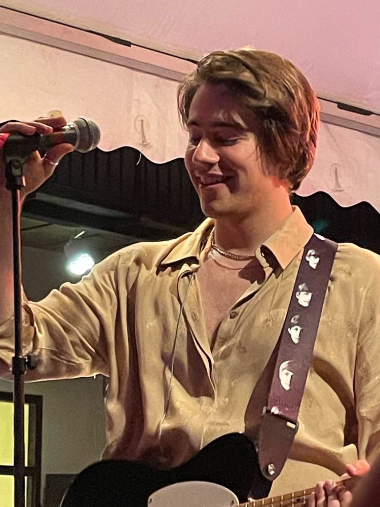 Chiara On Twitter RT heavenlyeasy Pov You re An European chiara-on-twitter-rt-heavenlyeasy-pov-you-re-an-european