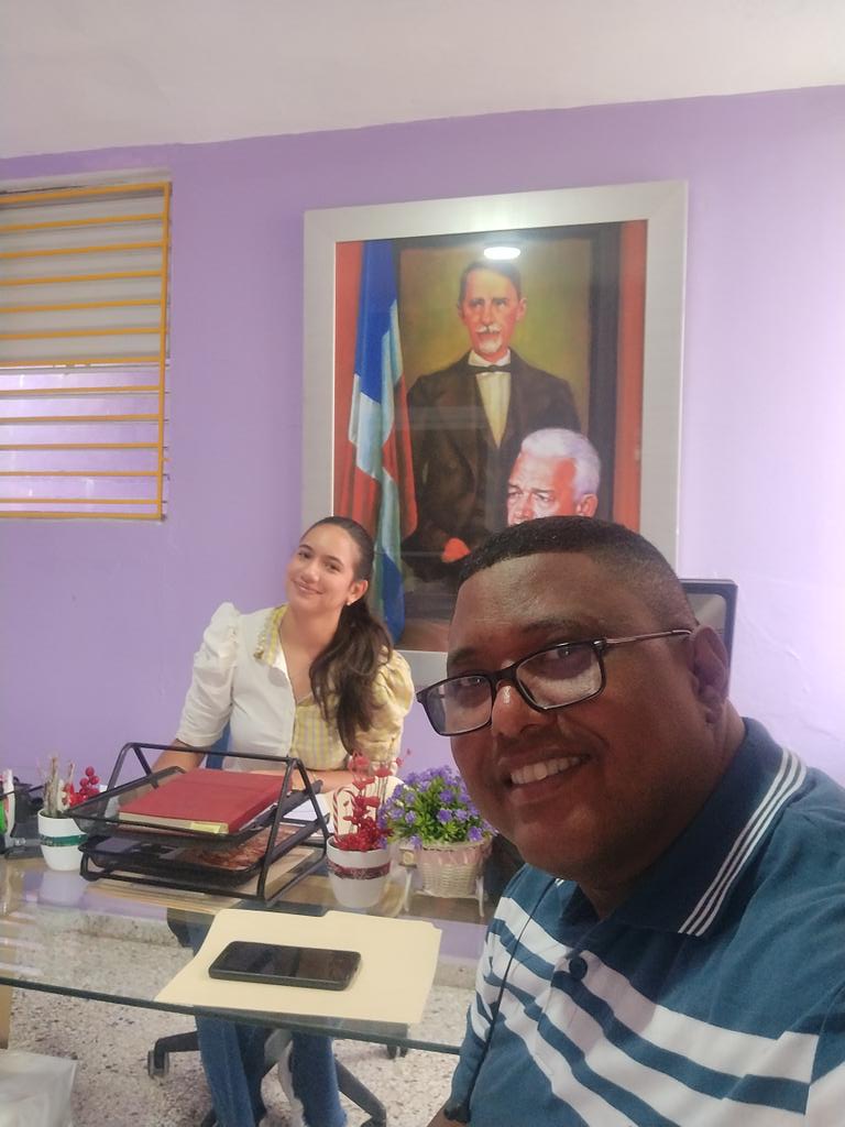 umids123's tweet photo. En la casa de nuestro @PLDenlinea en Santiago, dándole los detalles a nuestra Candidatura como #Diputado2024.
"Juntos Iniciamos El Camino Seguro"
#CasaPLDSantiago
#PedroRodriguezDiputado

@DaniloMedina
@charliemariotti @temomontas @JoseArturoTatis https://t.co/bMa7PlPKog