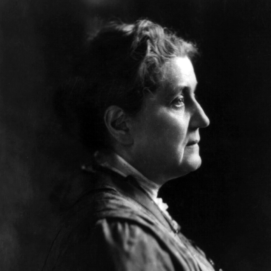 #OTD May 21, 1935 #JaneAddams died. She was a social worker &amp;women's rights advocate. She co-founded the Hull House, in #Chicago in 1889&amp;was a co-founder for the #ACLU.She was awarded the #NobelPeacePrize in 1931 for her work. #heritagecards #tradingcards #Herstory #Votes4Women