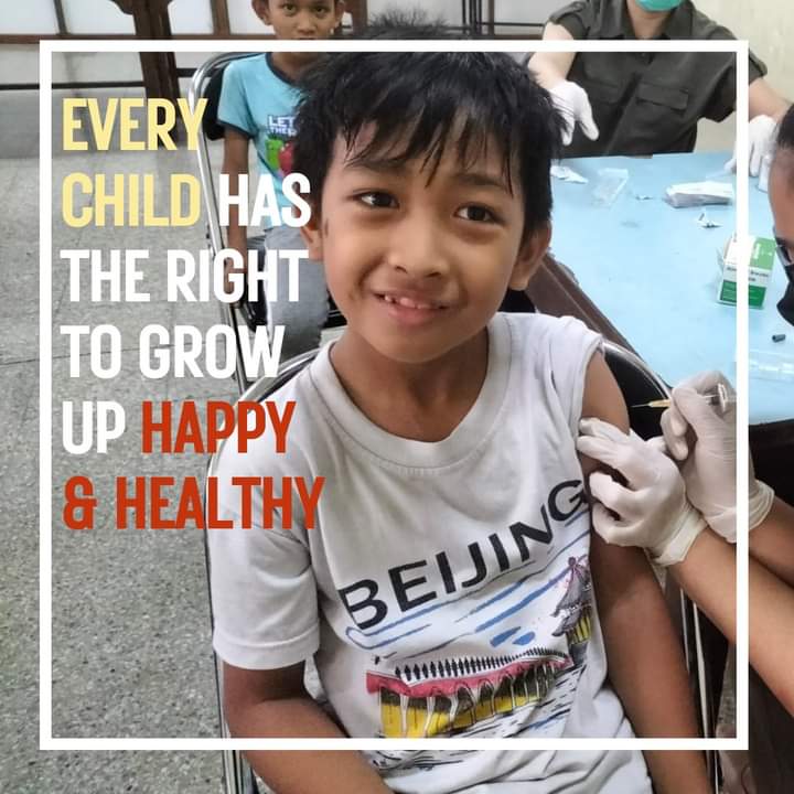 HatiPeduli's tweet photo. 51 children in Vincentius Putra Orphanage were vaccinated for Hepatitis B. We hope to continue the support to #eliminateHepatitisB in Indonesia https://t.co/MAdUyzQ7SY
