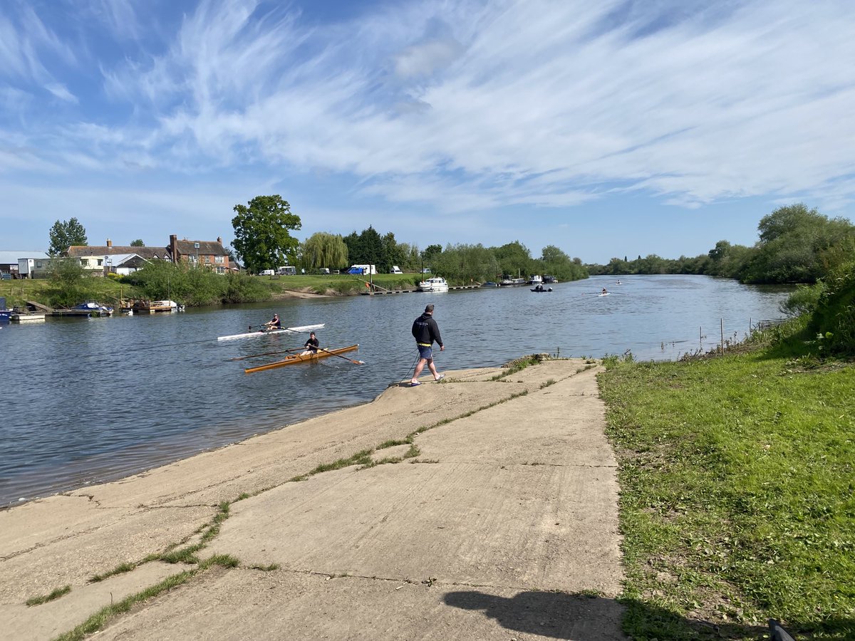 skalbutt's tweet photo. Despite late finish last night J14s out again (at their request) this morning improving their skills. Thanks to coaches who made this happen. Beautiful day to be on the water ⁦@CheltColSport⁩ ⁦@CheltCollege⁩ ⁦@LeconfieldCC⁩ ⁦@SouthwoodCC⁩ #EngageEnjoyExcel https://t.co/vzBI0aAA4c