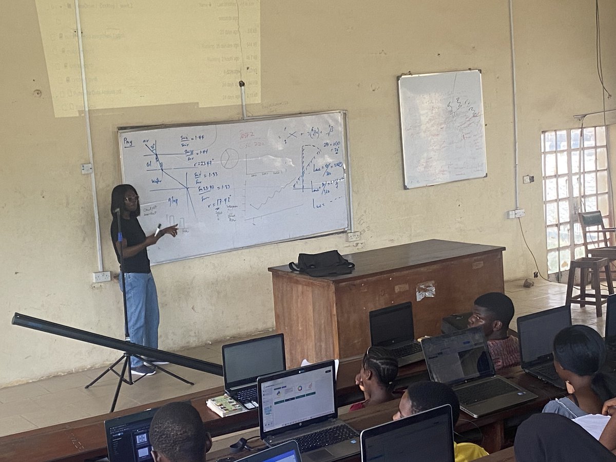 Sylvia_Okwu's tweet photo. Had an incredible time at AI Saturdays yesterday, sharing the art of data visualization! 📊✨ It was amazing to witness the participants' enthusiasm as we delved into the impact of visualizing data for better understanding.#DataVisualization #AISaturdays https://t.co/tzJmphzwTL