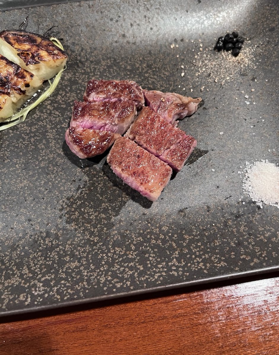 IOJjapantravel's tweet photo. Teppanyaki cooking involves the use of a smooth, red-hot grill where grilled food is cooked at the moment. Kobe beef, one of the most delicious in the world, is grilled using this type of cooking, together with fresh vegetables.
#teppanyaki #kobebeef  #japanfood #insideoutjapan https://t.co/d7qDZWODUZ