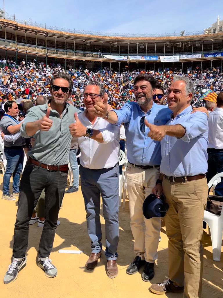 eliasbendodo's tweet photo. Querer el cambio no es suficiente. Hay que conseguirlo.

El Partido Popular está preparado para lograr el cambio.

#VotaPP https://t.co/mWWeyyu9fq