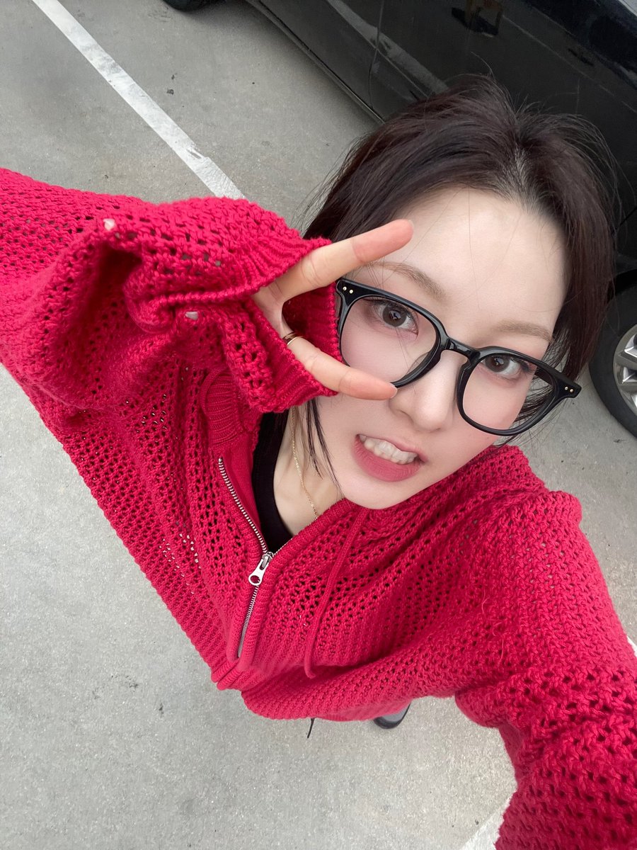 iMe_Dreamnote's tweet photo. [#드림노트] #유아이 가 쓰는 #드림노트하루 

❤️🖤 

#DreamNote #ドリームノート
#YOUI #ユアイ https://t.co/uPpZGaUCOH