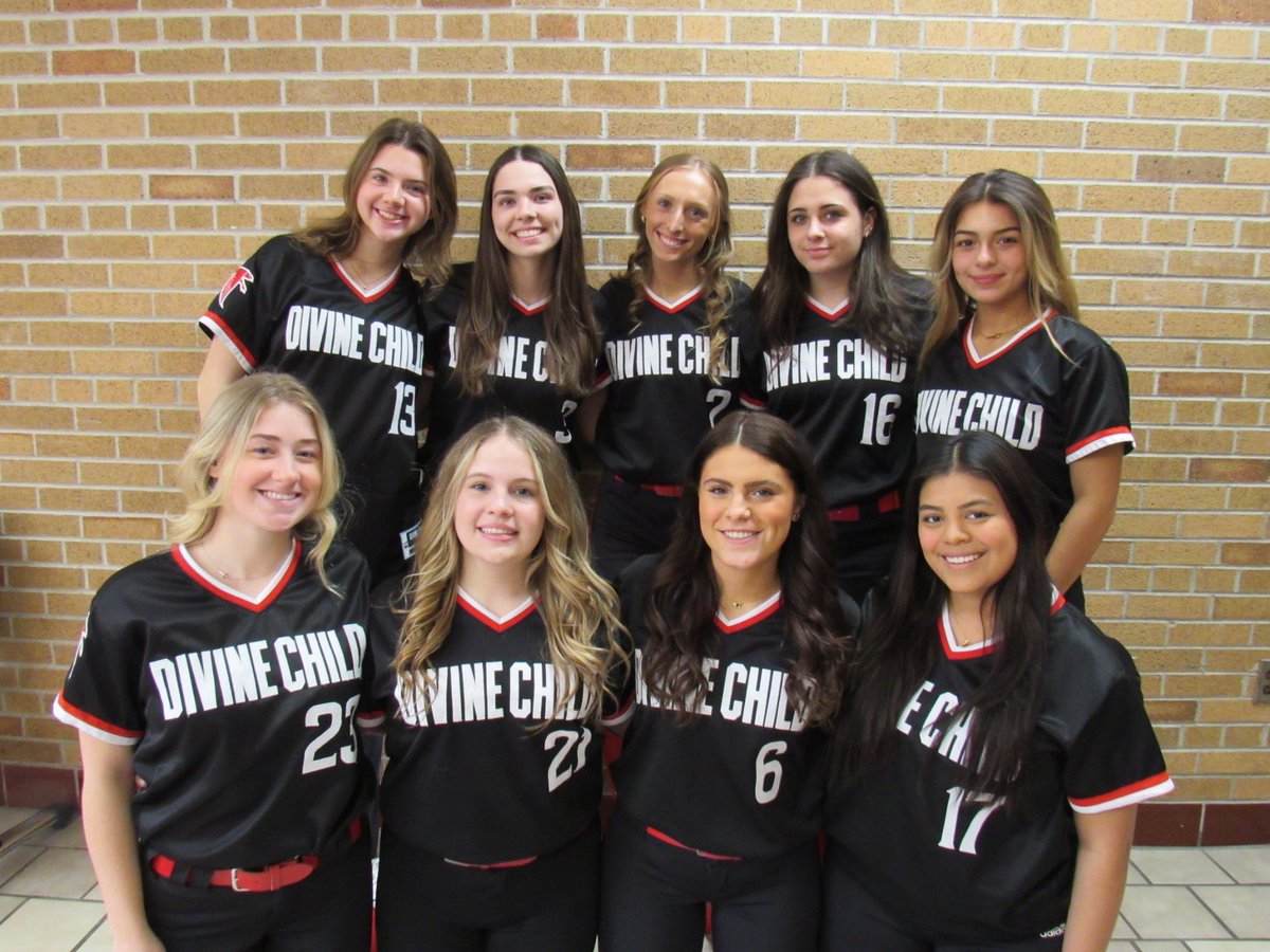 divinechildsb's tweet photo. Our Seniors graduate today. As you walk across the stage today know that you have left a legacy with this team and DC! We have had our ups and downs but at the end of the day we have always had each other, once a falcon always a falcon❤️🖤 we love you and are so proud of you 🎓 https://t.co/AGGDATLVe9