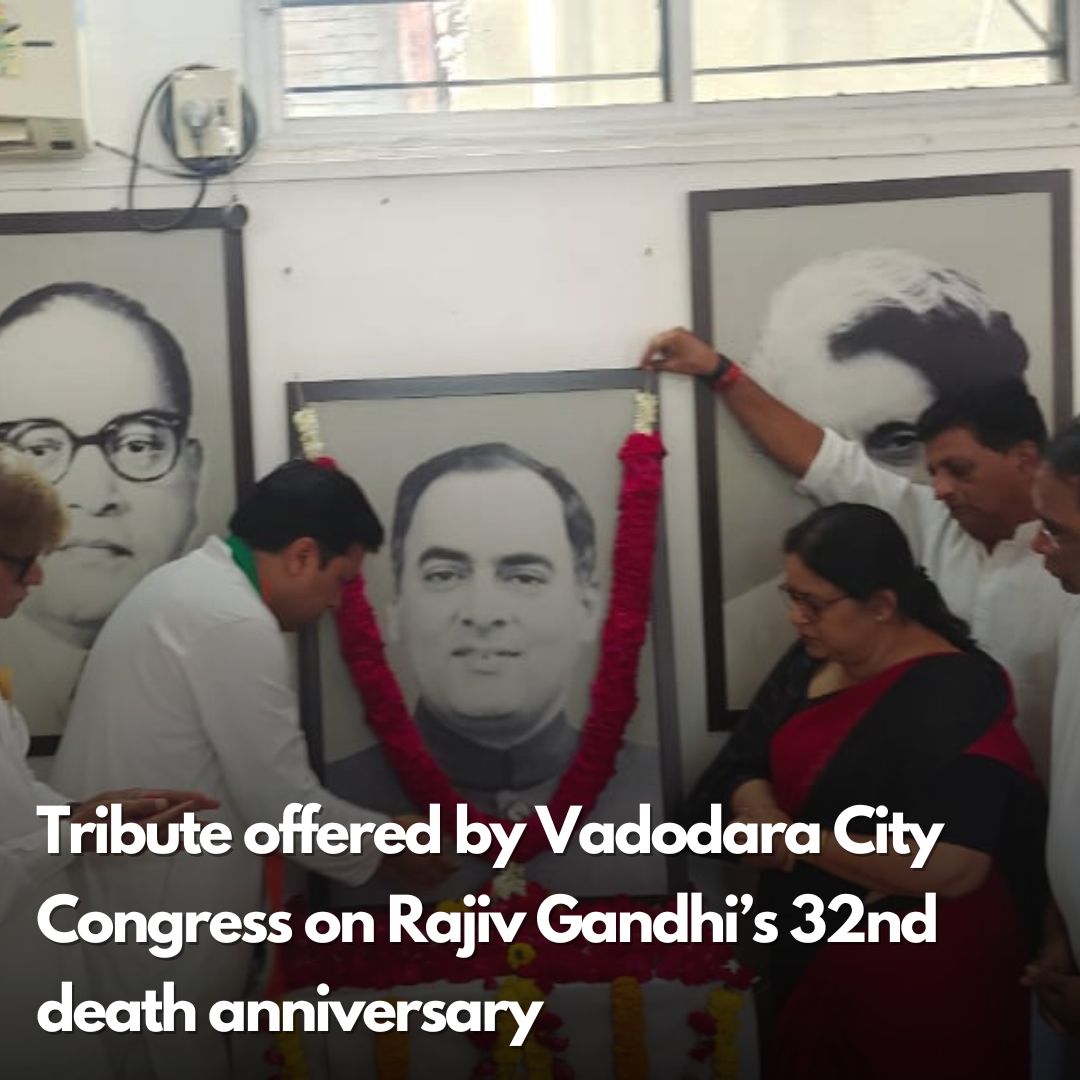 OVadodara's tweet photo. On the occasion of the 32nd #death #anniversary of Former PM Late Rajiv Gandhi, Vadodara city Congress paid tribute using flowers at the Congress office. A buttermilk distribution program was also held in five assembly constituencies in Vadodara.

#vadodara #ourvadodara https://t.co/eVoiQu8xH5