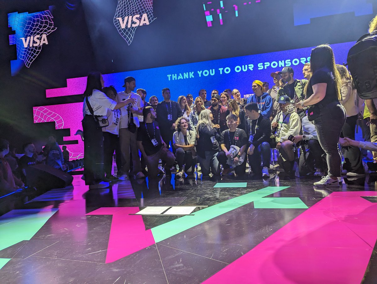 Thx Team <a href="/veecon/">VeeCon</a> for the awesome conference. You really killed it! Made some major improvements since last year. Field day was insane. Thanks!
<a href="/garyvee/">Gary Vaynerchuk</a> <a href="/krainak/">Andy Krainak</a> <a href="/veefriends/">VeeFriends</a>